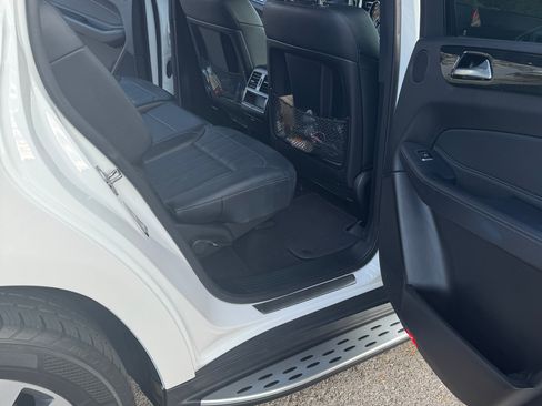 Used 2019 Mercedes-Benz GLS 450 4MATIC image 16