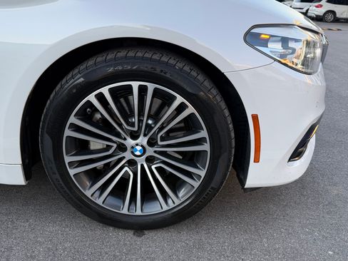 Used 2019 BMW 530i w/ Convenience Package image 6