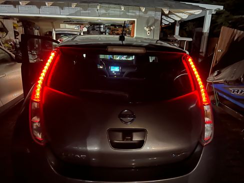 Used 2015 Nissan Leaf SV w/ LED & Quick Charge Package image 19