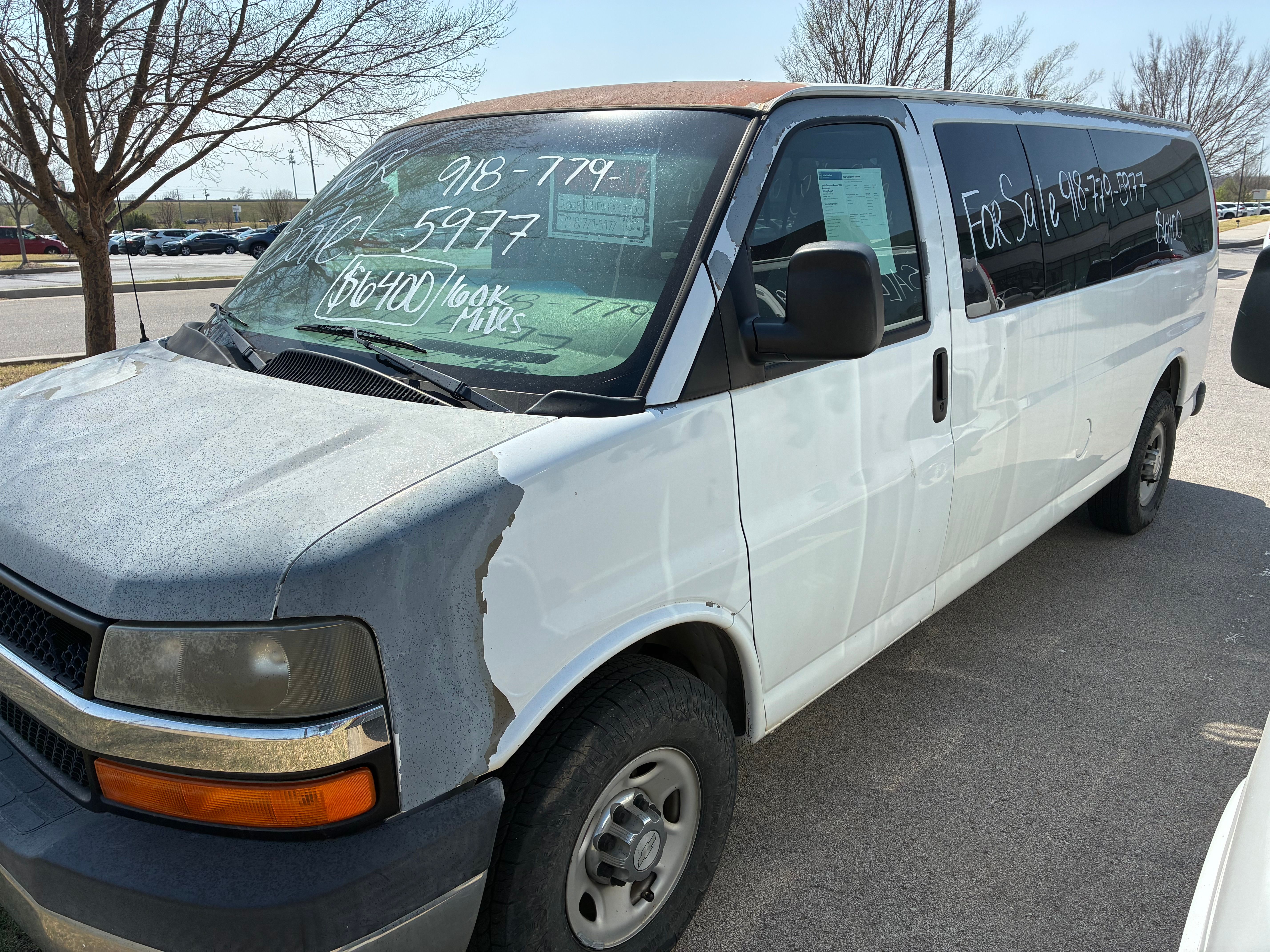 Used 2008 Chevrolet Express 3500 Extended Passenger w/ LT Preferred Equipment Group RWD image 1