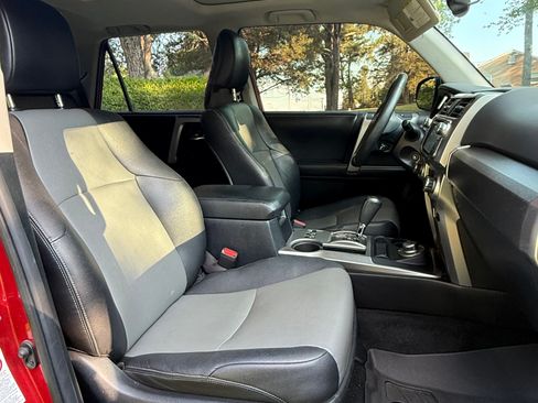 Used 2015 Toyota 4Runner SR5 Premium AWD/4WD image 6