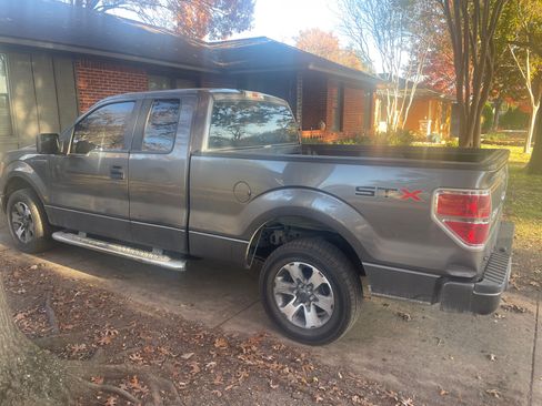 Used 2013 Ford F150 STX w/ Mid Equipment Group image 4