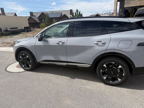 Used 2026 Kia Sportage SX Prestige image 10