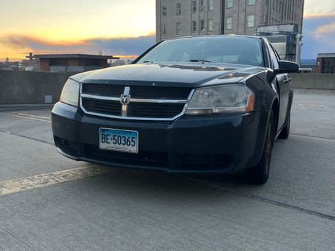 Used 2008 Dodge Avenger SXT w/ Leather Interior Group image 2