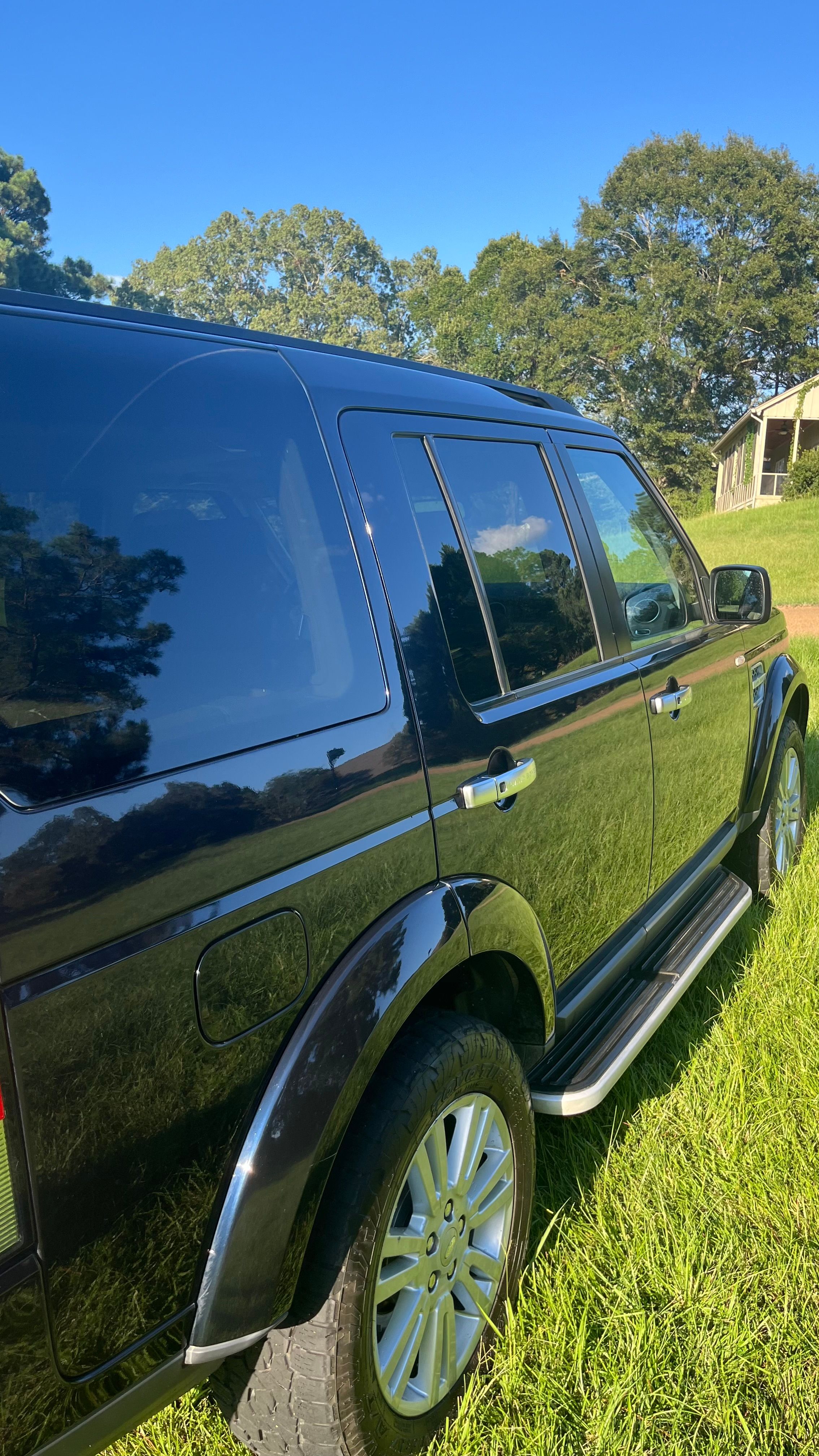 Used 2012 Land Rover LR4 HSE AWD/4WD image 8