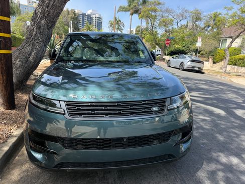 Used 2024 Land Rover Range Rover Sport SE AWD/4WD image 1