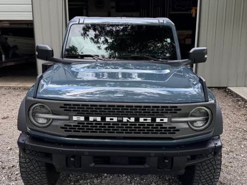 Used 2024 Ford Bronco Badlands AWD/4WD image 4