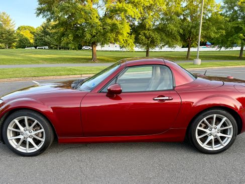 Used 2012 MAZDA MX-5 Miata Grand Touring w/ Premium Pkg RWD image 1
