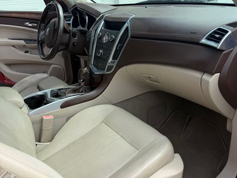 Used 2012 Cadillac SRX Luxury FWD image 5