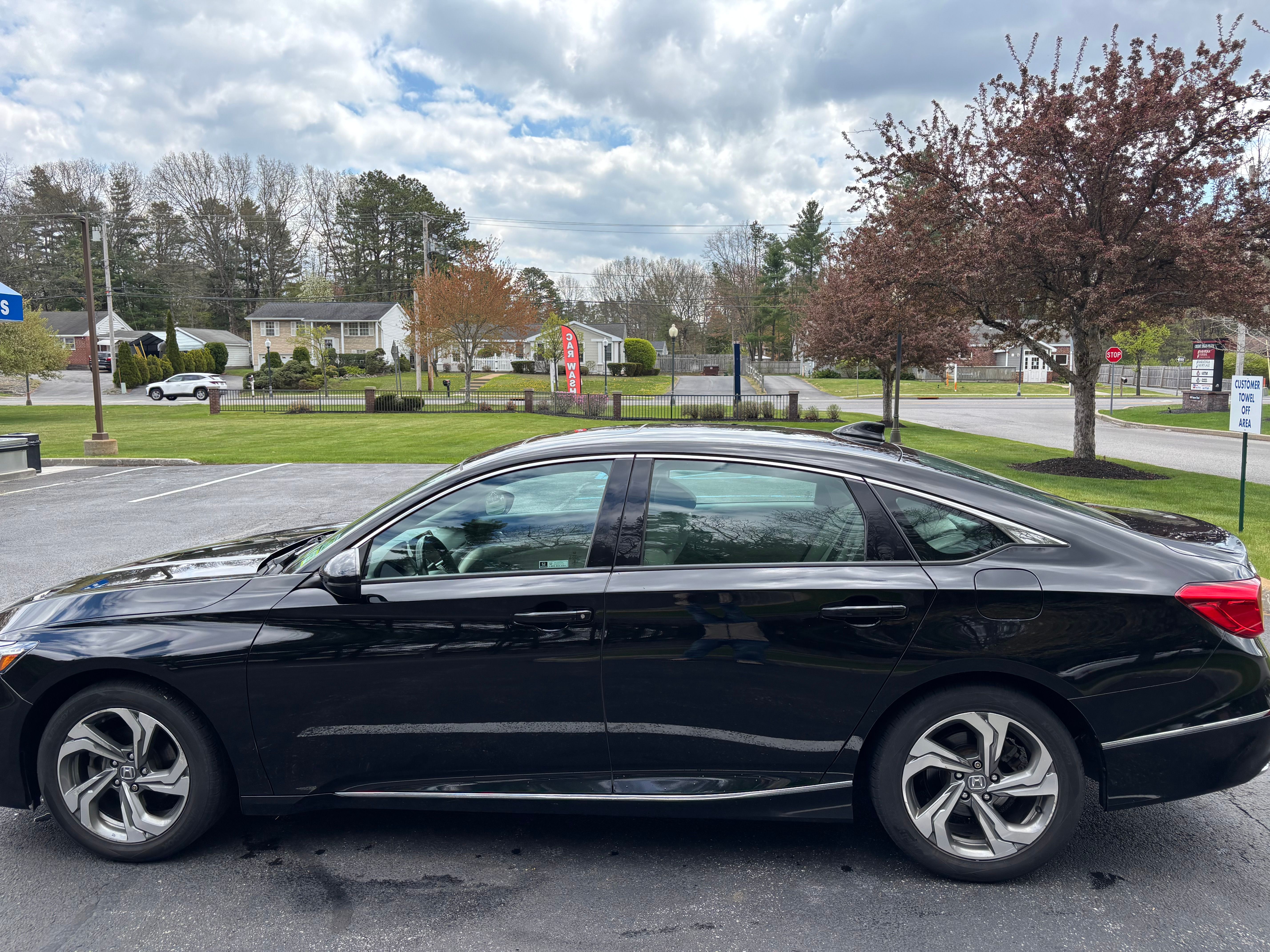 Used 2018 Honda Accord EX-L image 1