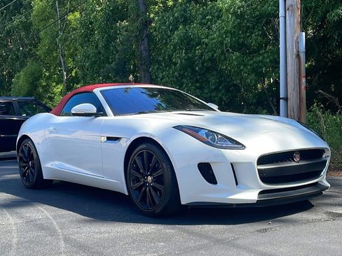 Used 2017 Jaguar F-TYPE Convertible image 2