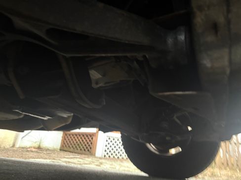 Used 2016 Chevrolet Express 2500 image 11