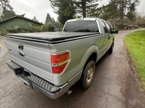 Used 2013 Ford F150 XLT w/ Trailer Tow Pkg image 11
