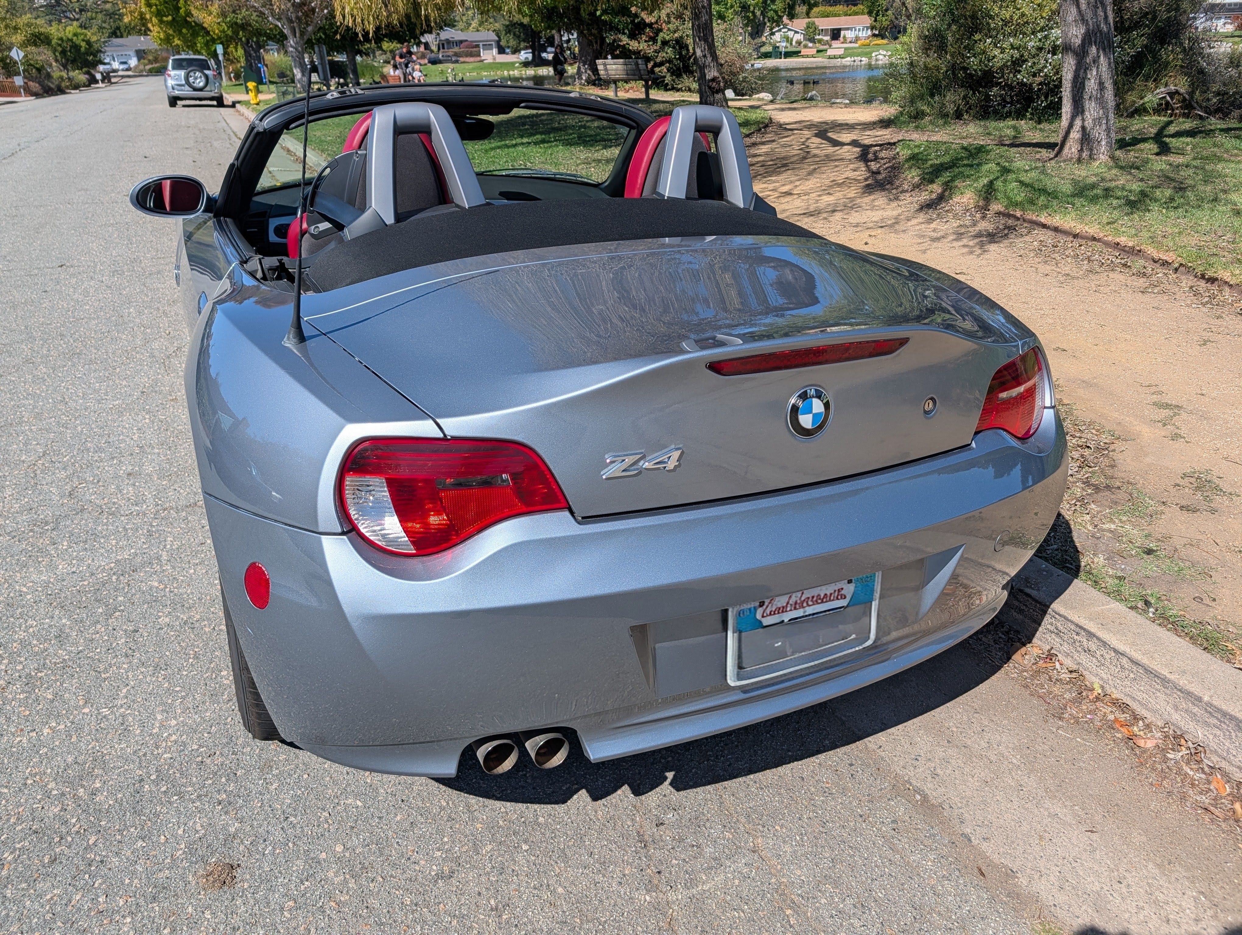 Used 2006 BMW Z4 3.0i RWD image 11