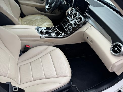 Used 2016 Mercedes-Benz C 300 4MATIC Sedan image 10