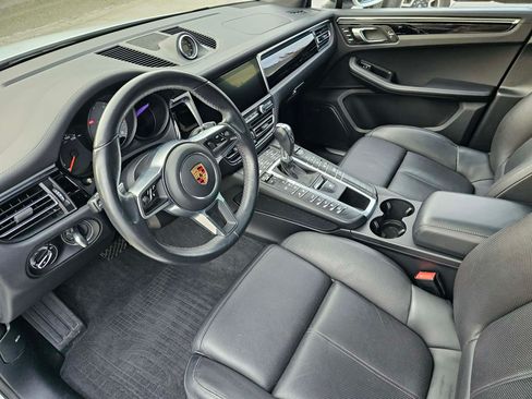Used 2020 Porsche Macan S image 19