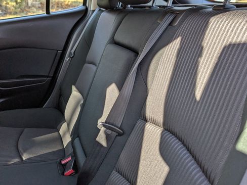 Used 2015 MAZDA MAZDA3 i Touring image 12