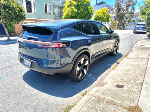 Used 2025 Polestar Polestar 3 image 4