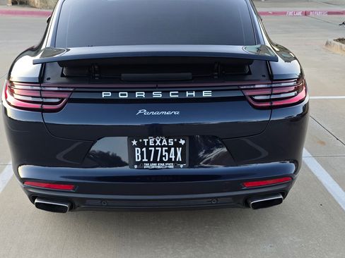 Used 2017 Porsche Panamera 4 image 4