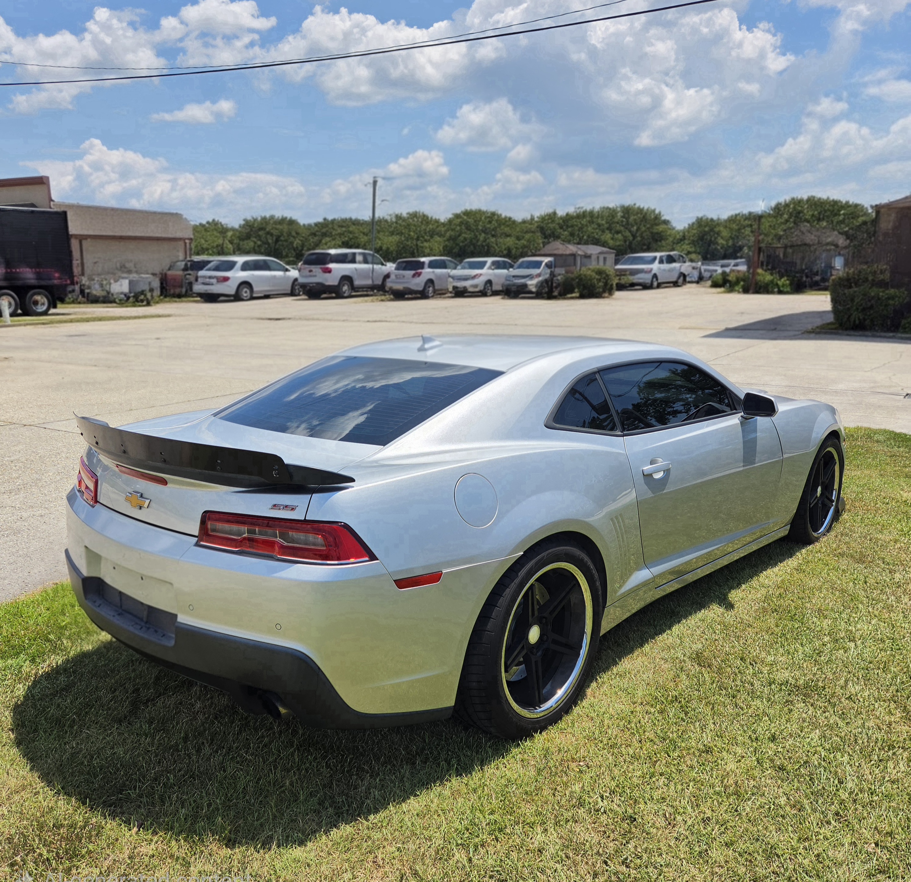 Used 2014 Chevrolet Camaro SS w/ RS Package RWD image 9