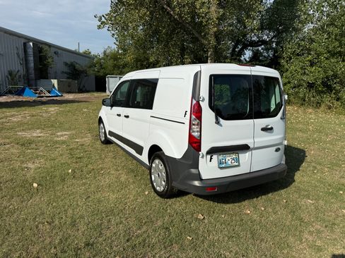 Used 2014 Ford Transit Connect XL image 9