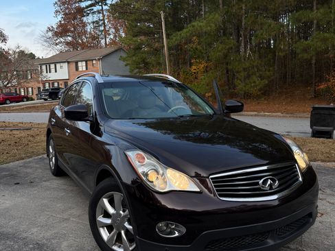 Used 2008 INFINITI EX35 Journey w/ Navigation Pkg image 2