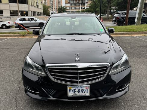 Used 2014 Mercedes-Benz E 350 4MATIC Sedan image 11