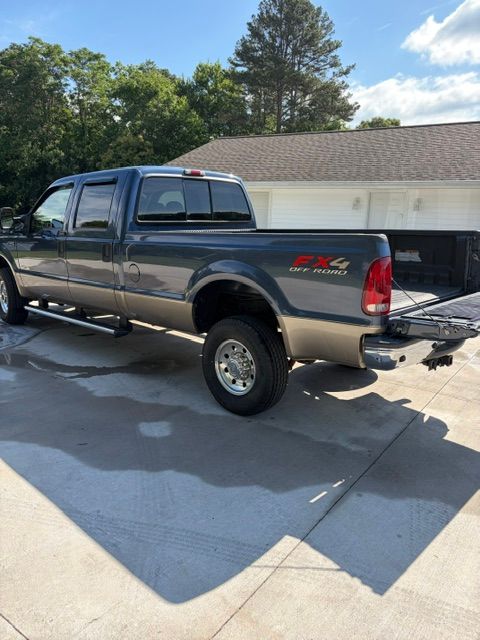 Used 2004 Ford F350 Lariat AWD/4WD image 12