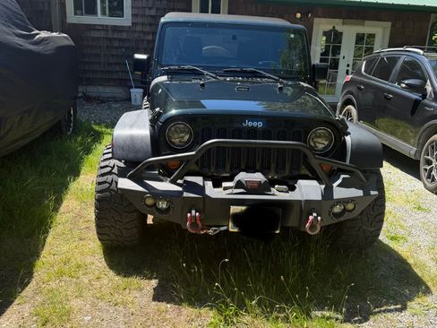 Used 2012 Jeep Wrangler Unlimited Sport AWD/4WD image 1