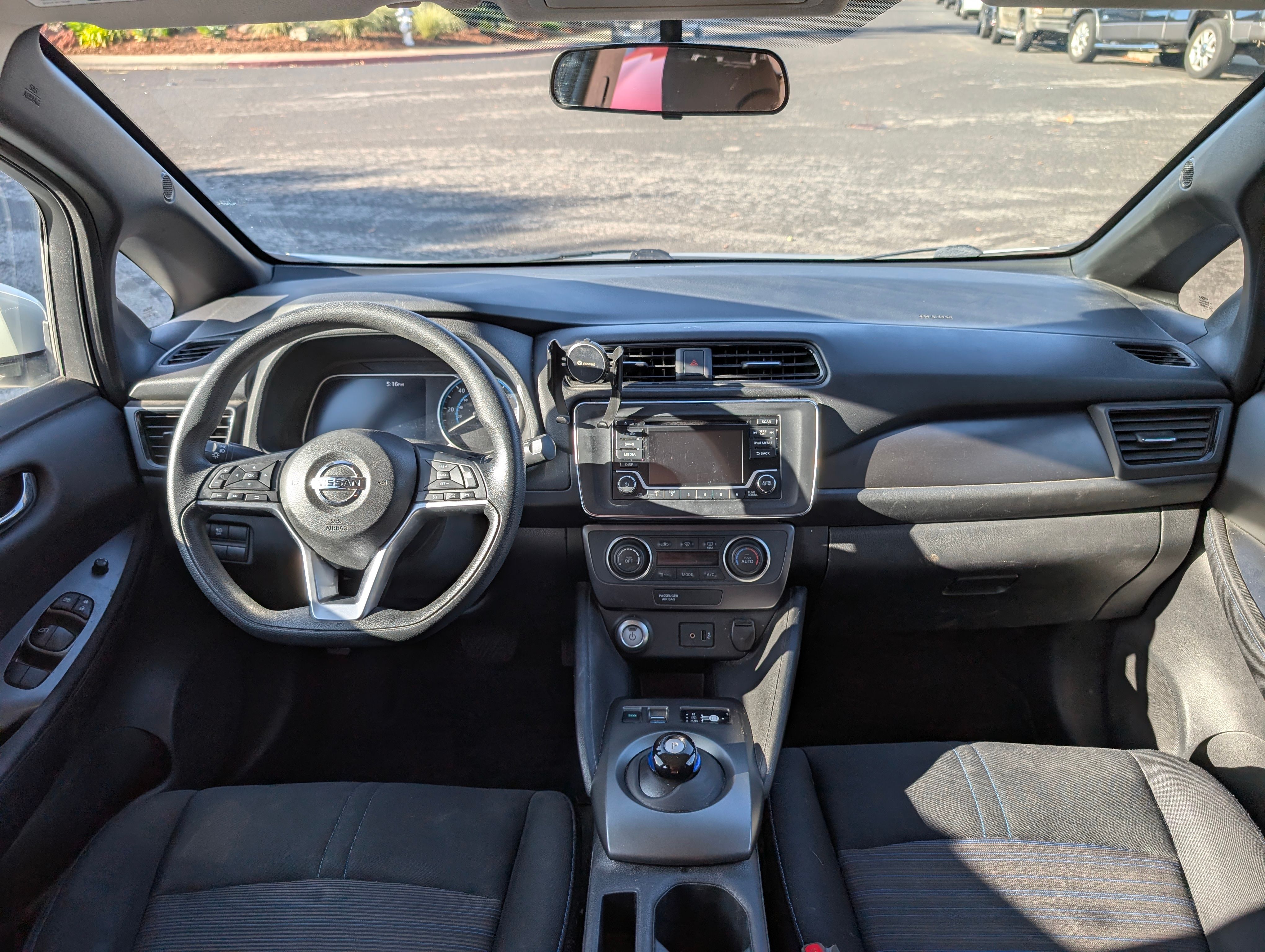 Used 2019 Nissan Leaf S w/ S Charge Package FWD image 17