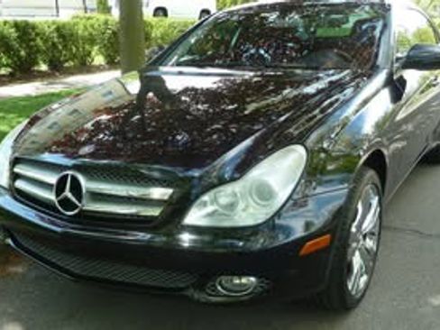Used 2009 Mercedes-Benz CLS 550 image 9