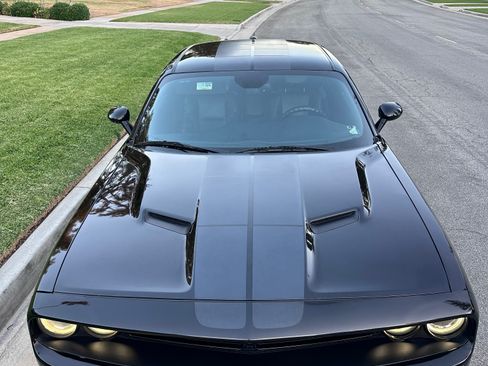 Used 2016 Dodge Challenger R/T Plus image 8