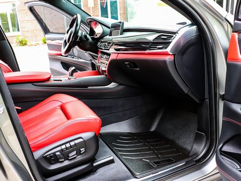 Used 2018 BMW X6 M w/ Executive Package AWD/4WD image 21