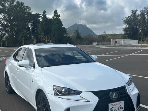 Used 2018 Lexus IS 300 F Sport image 2