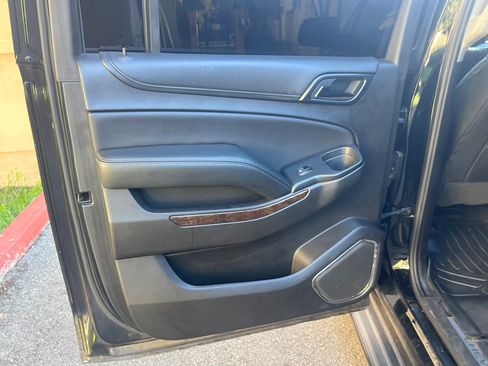 Used 2018 Chevrolet Suburban LT w/ Luxury Package image 20