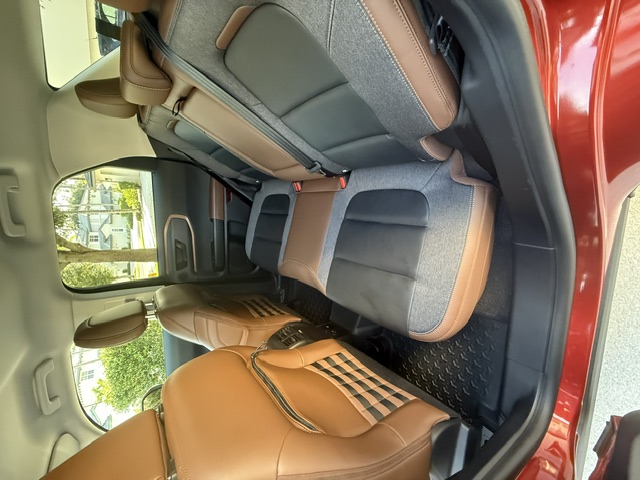 Used 2022 Ford Bronco Sport Outer Banks w/ Tech Package AWD/4WD image 9