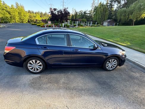 Used 2012 Honda Accord EX-L image 10