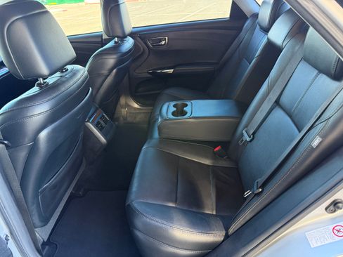 Used 2014 Toyota Avalon XLE Premium image 10