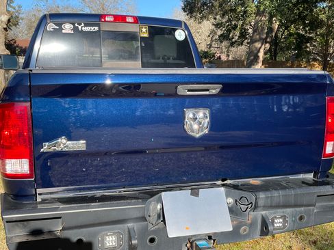 Used 2017 RAM 2500 Big Horn image 2