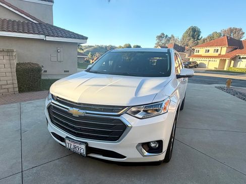 Used 2018 Chevrolet Traverse Premier w/ Driver Confidence II Package image 4