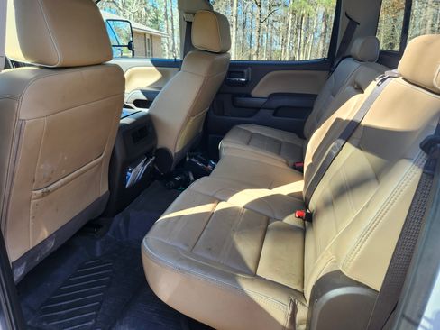 Used 2017 GMC Sierra 2500 Denali w/ Duramax Plus Package image 2