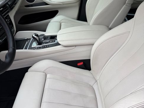 Used 2018 BMW X6 M image 10