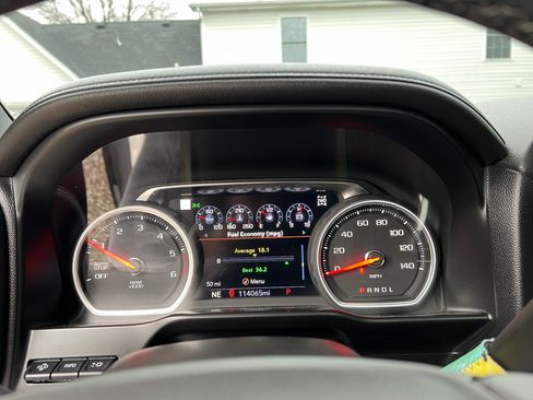 Used 2021 Chevrolet Silverado 1500 High Country w/ Technology Package AWD/4WD image 9