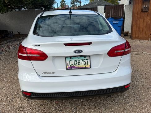 Used 2017 Ford Focus S FWD image 5