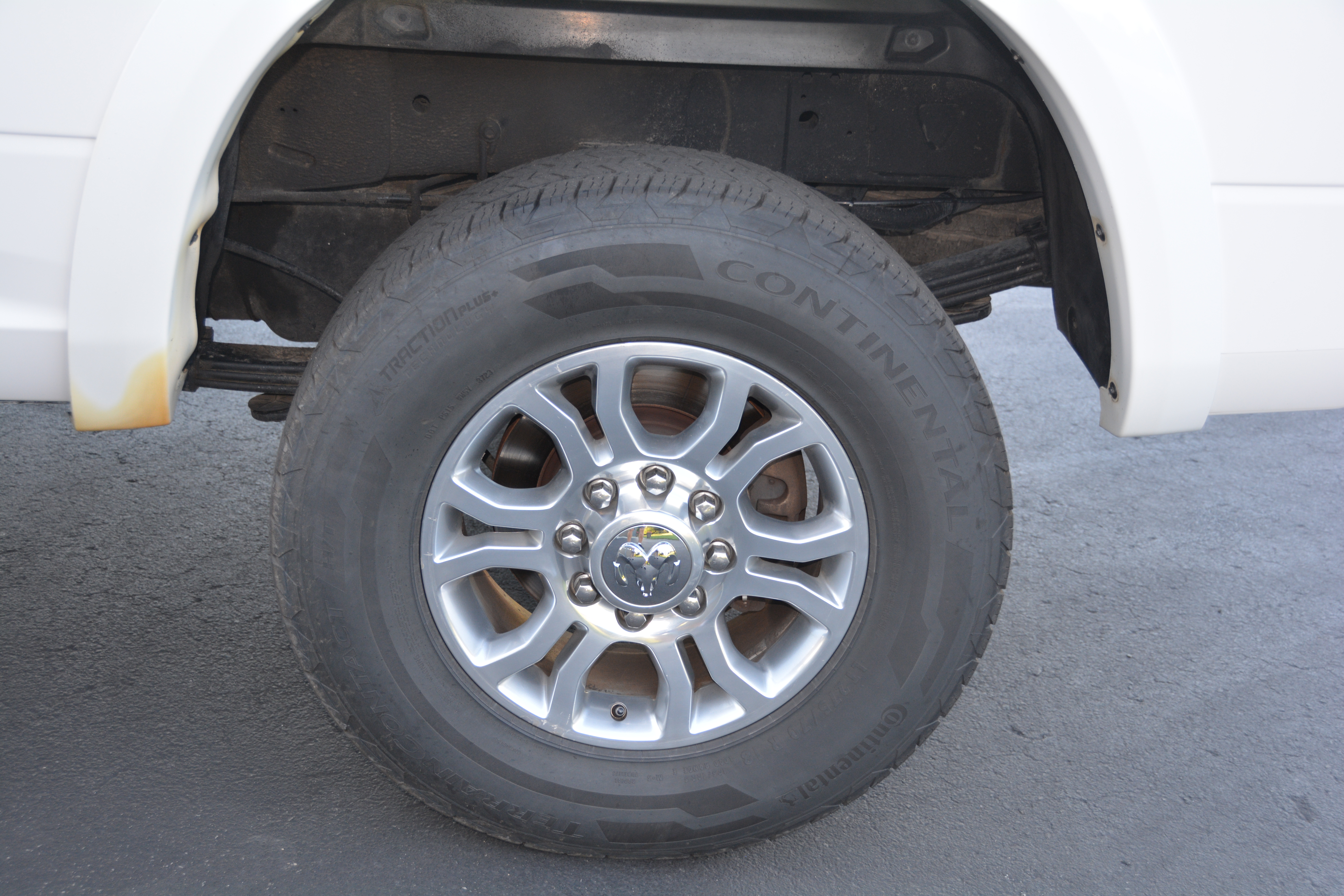Used 2014 RAM 3500 Laramie AWD/4WD image 9