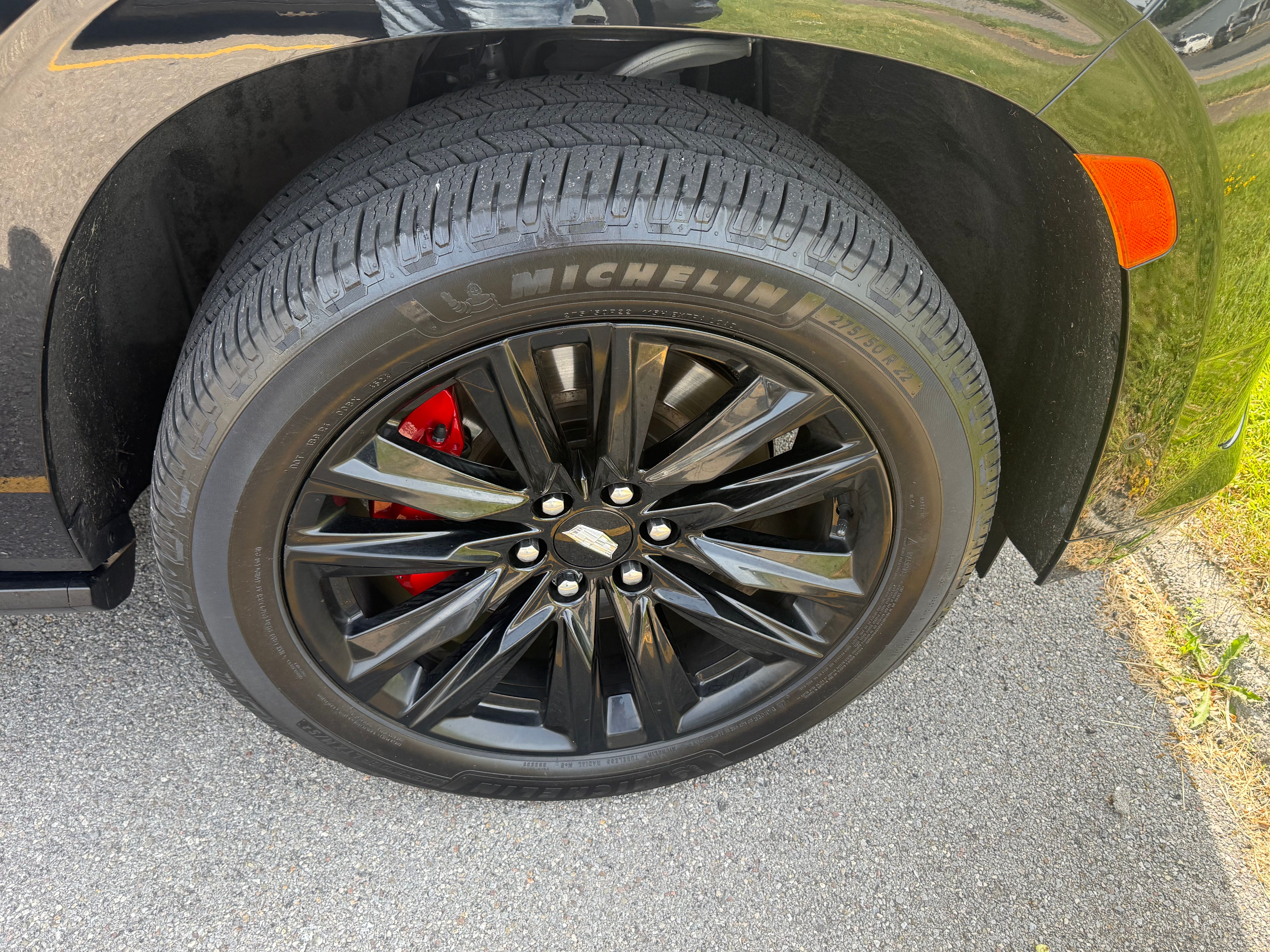 Used 2024 Cadillac Escalade Sport Platinum w/ Heavy-Duty Trailer Package AWD/4WD image 11