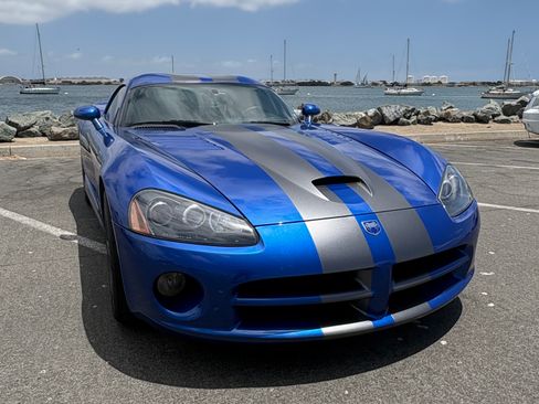 Used 2006 Dodge Viper SRT-10 w/ First Edition Group RWD image 4