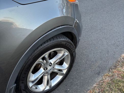 Used 2012 Ford Explorer Limited image 21