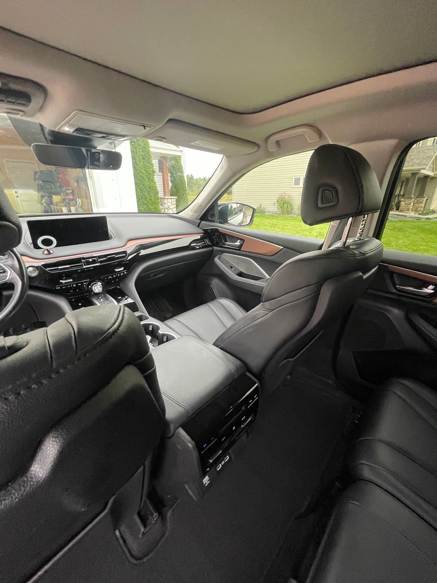 Used 2022 Acura MDX SH-AWD image 9