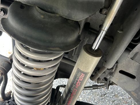 Used 2021 Jeep Gladiator Sport image 8